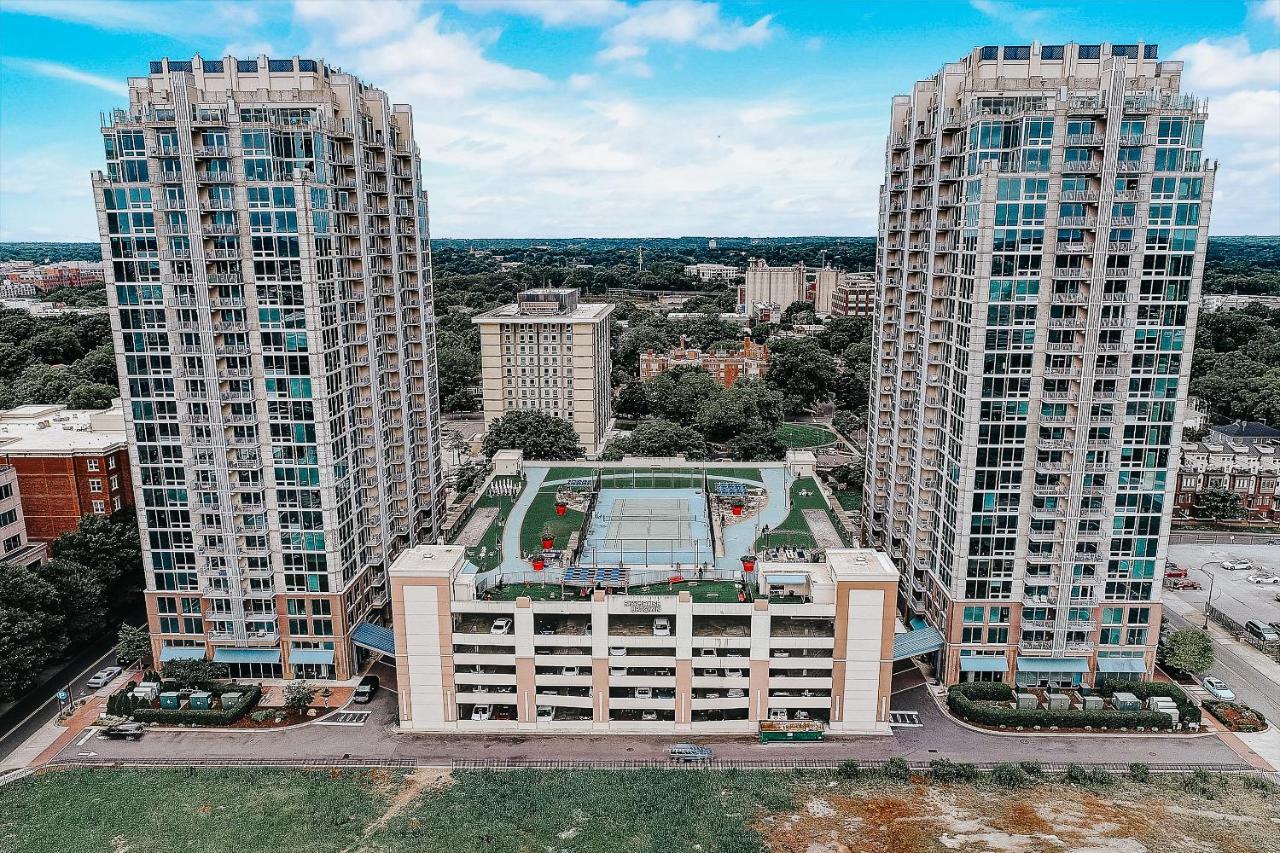Frontdesk Skyhouse Apts Uptown Charlotte Apartment Exterior photo